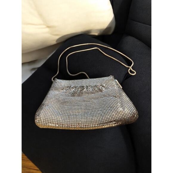 Whiting & Davis Intnl Silver Cross Body Purse Sterling Plated Metal Mesh - Picture 1 of 3
